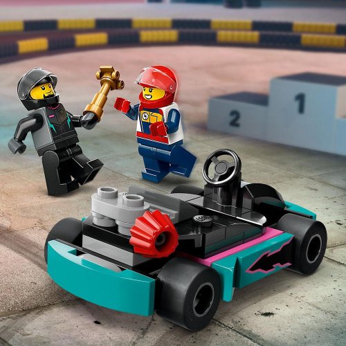 LEGO® City 60400 Les karts et les pilotes de course