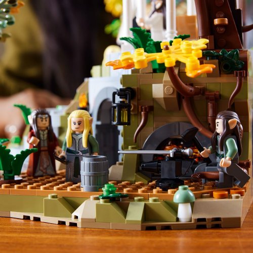 LEGO® Lord of the Rings™ 10316 A GYŰRŰK URA™ VÖLGYZUGOLY