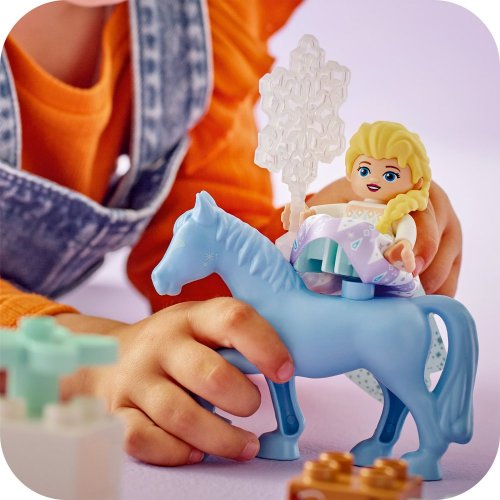 LEGO® DUPLO® 10418 Disney™ Elsa a Bruni v začarovaném lese