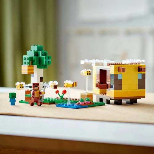 LEGO® Minecraft® 21241 Pszczeli ul