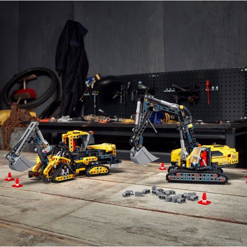 LEGO® Technic 42121 Heavy-Duty Excavator