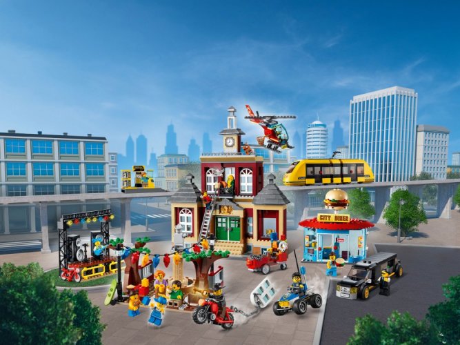 LEGO® City 60271 Stadtplatz - Beschädigte Verpackung
