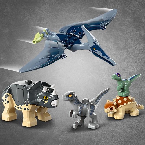 LEGO® Jurassic World™ 76963 Záchranárske stredisko pre dinosaurie mláďatá