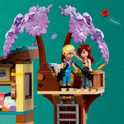 LEGO® Friends 42620 Le case di Olly e Paisley