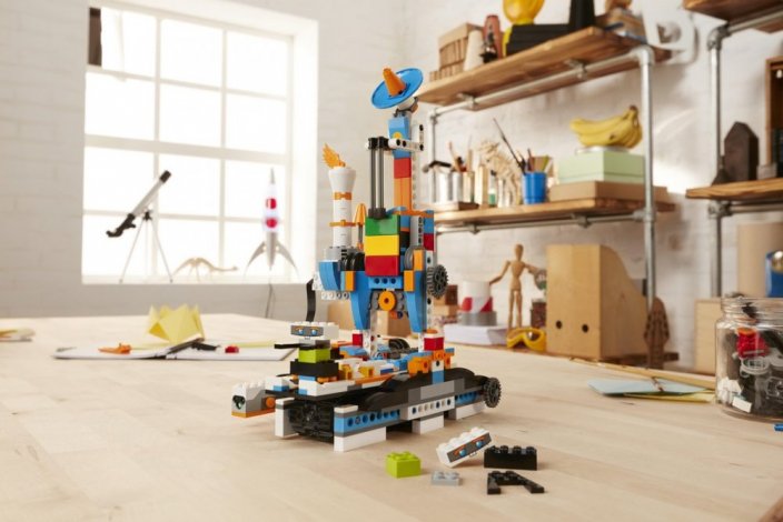 LEGO® BOOST 17101 Caixa de Ferramentas Criativa