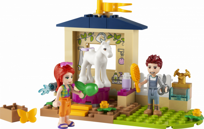 LEGO® Friends 41696 Čistenie poníka v stajni