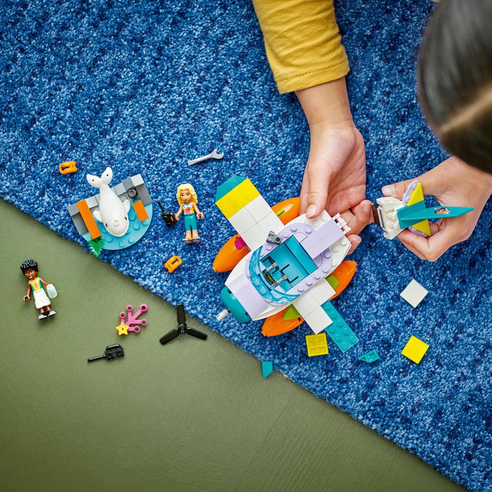 LEGO Friends 41752 L'Hydravion de Secours en Mer, Jouet Avion avec Figurine  Baleine et Mini-Poupées - ADMI