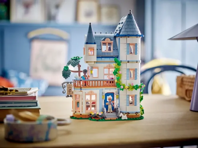 LEGO® Friends 42638 La chambre d’hôte dans un château