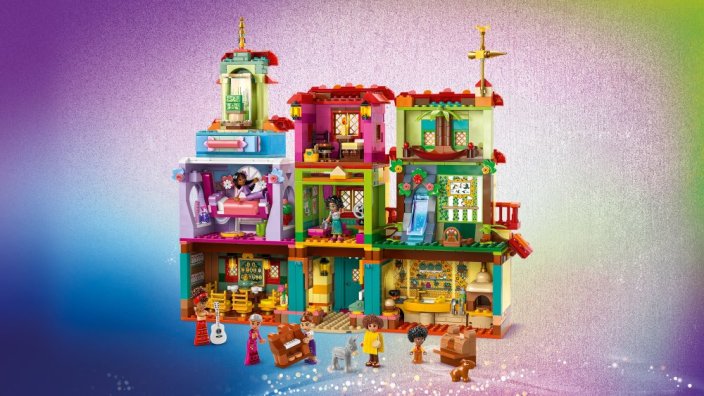 LEGO® Disney™ 43245 Familjen Madrigals magiska hus