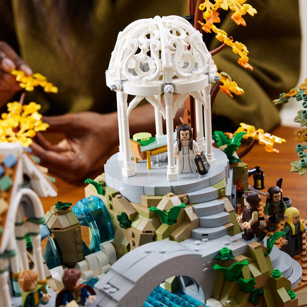 Il Signore degli Anelli: svelato il set LEGO di Gran Burrone da 6167 pezzi!