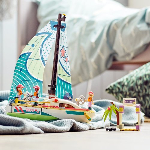LEGO® Friends 41716 L’avventura in barca a vela di Stephanie