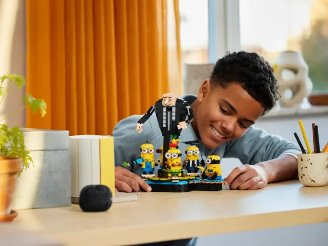 LEGO®  Verschrikkelijke ikke 4 75582 Bouwbare Gru en Minions